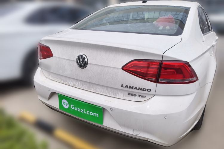 Used Volkswagen Lamando 2018 280TSI DSG Comfort Edition
