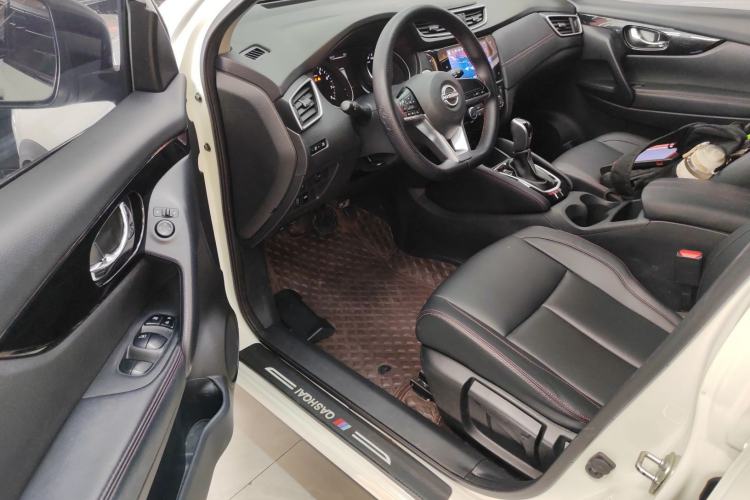 Used Nissan Qashqai 2023 Classic 2.0L CVT XV Comfort Edition