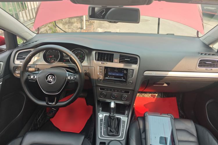 Used Volkswagen Golf 2016 230TSI Automatic Luxury Version