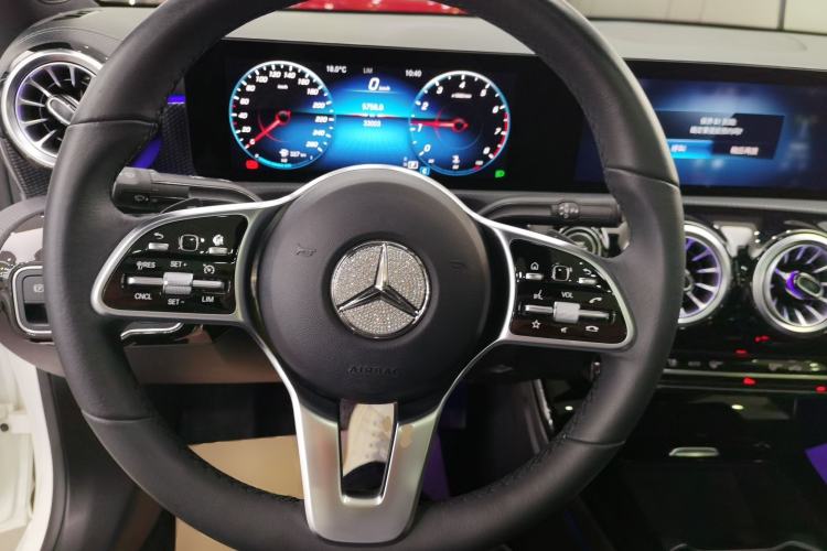 Used Mercedes-Benz A-Class 2022 Restyled A 200 L Sport Sedan Fashion Version