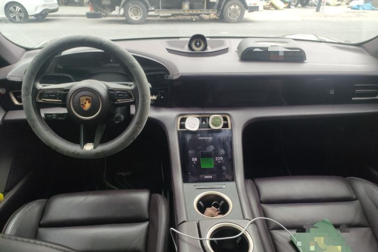 Used Porsche Taycan 2022-Year Updated Taycan