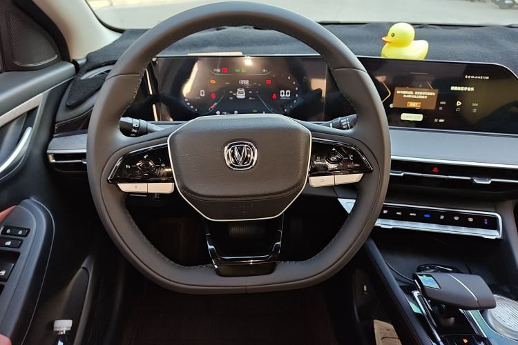 Used Changan Eado 2025 PLUS 1.4T Dual-Clutch High-Energy Version