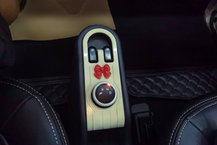 Used Wuling Hongguang MINIEV 2022 Macaron Premium Model – Lithium Iron Phosphate