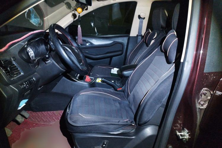 Used Baojun 560 2016 1.5T Manual Luxury Model Left Front Seat