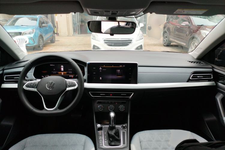 Used Volkswagen Lavida 2023 280TSI DSG Full-Comfort Edition Center Console