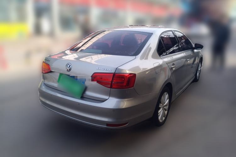 Used Volkswagen Sagitar 2015 1.6L Automatic Comfort Model
