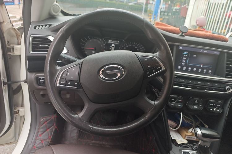 Used GAC Trumpchi GS4 2016 235T G-DCT Luxury Edition Steering Wheel
