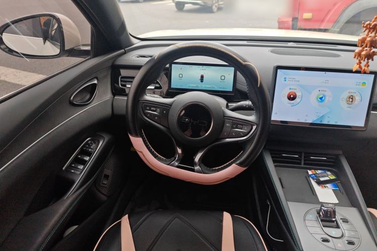 Used BYD Seal 06 New Energy 2024 DM-i 80KM Prestige Model Steering Wheel