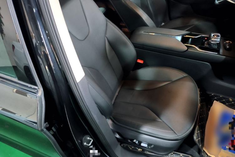 Used Hongqi E-QM5 2021 Online Booking Charging Basic Edition 5 Seats