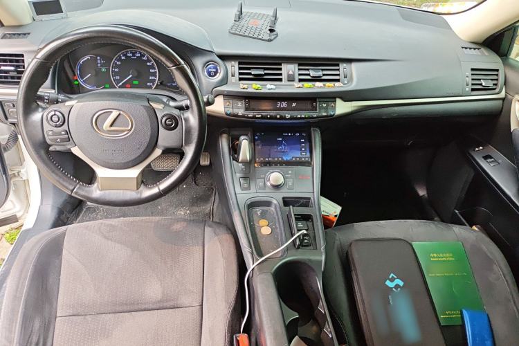 Used Lexus CT 2017 CT200h Elite Edition Solid Color China V Standard
