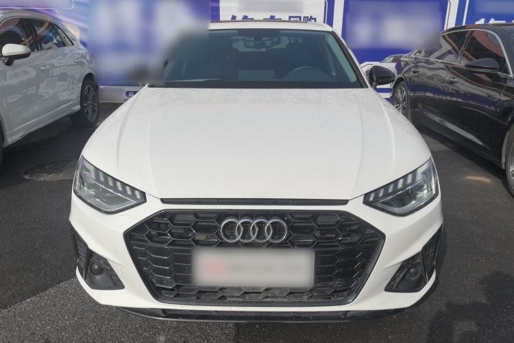 Used Audi A4L 2022 40 TFSI Luxury Dynamic Model