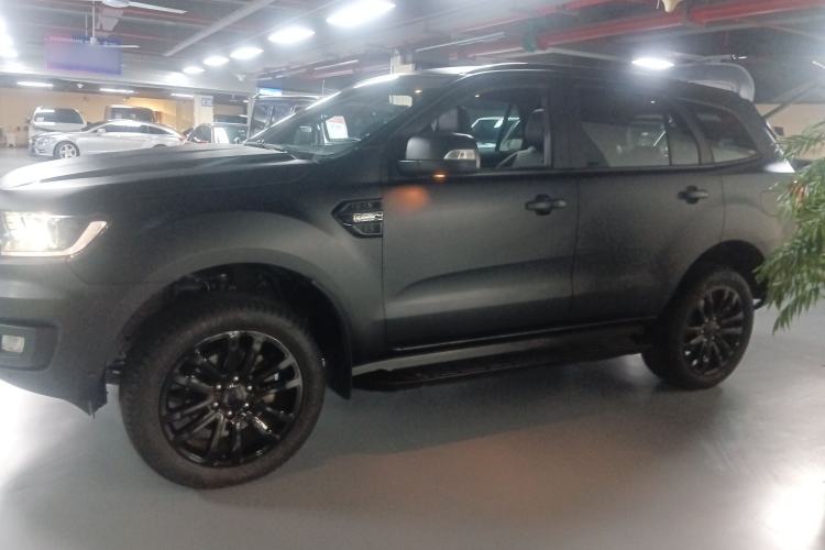 Used Ford Everest 2020 Sport Edition 2.3T Gasoline Automatic 4x4 Flagship Model with 7 Seats