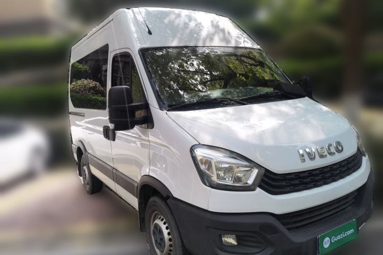 Used Iveco Eurocargo 2021 2.0T Manual Super-Rui Short Wheelbase High-Roof Side-Sliding Door F1A