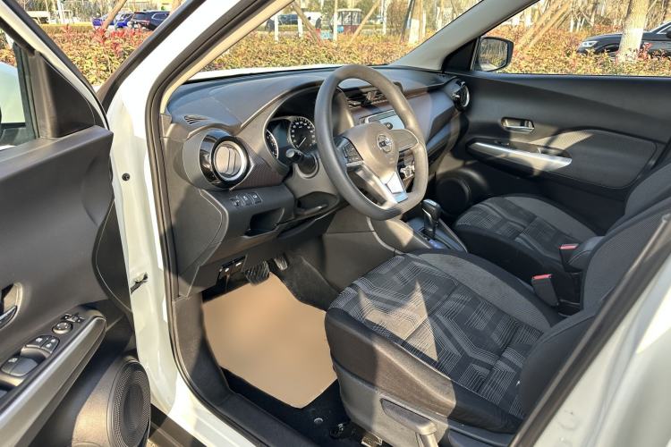 Used Nissan Kicks 2021 1.5L XL CVT Cool Enjoyment Edition