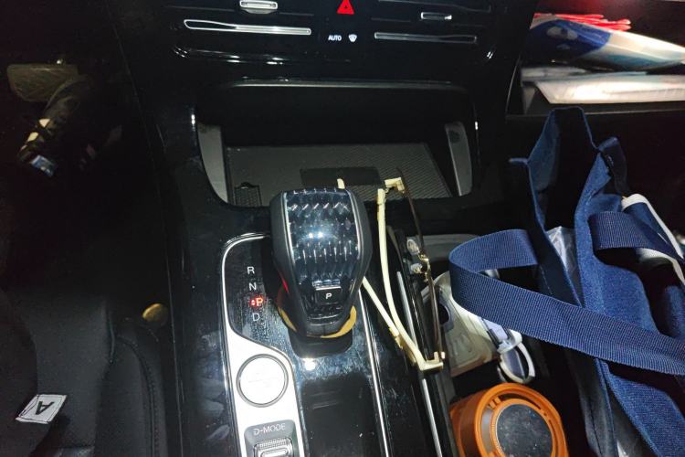 Used GAC Trumpchi M8 2024 Master Series 400T Ultimate Edition Gear Lever