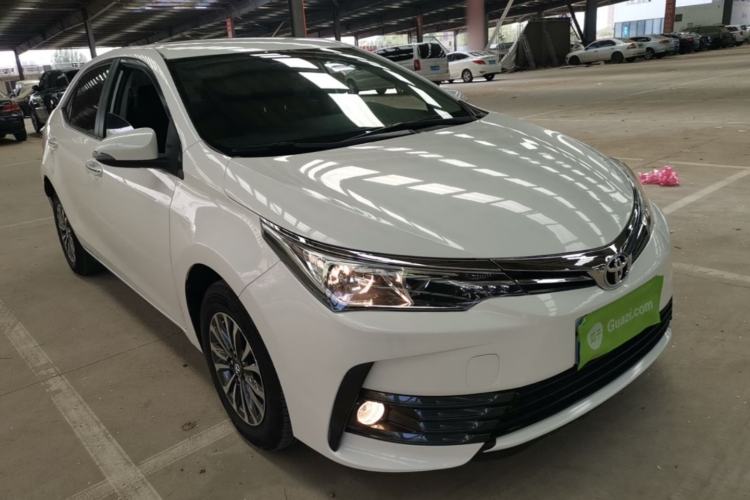Used Toyota Corolla 2017 Revised Version 1.2T S-CVT GL Front Right 45 Deg