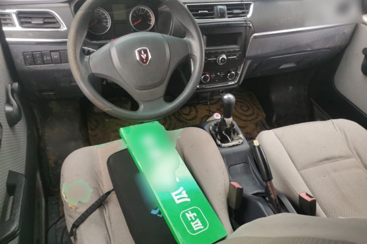 Used Jinbei Hiace X30 2018 1.3L Standard Edition DLCG12 Center Console