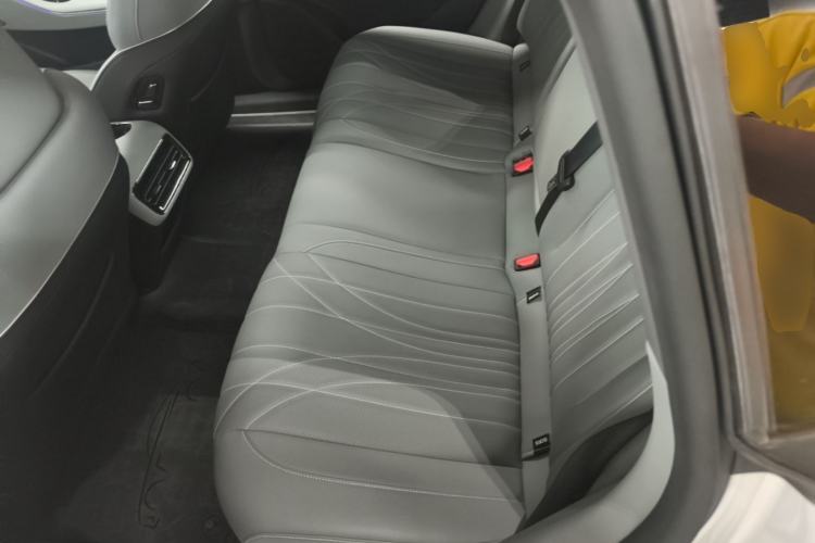 Used Geely Galaxy E8 2025 700 km Long-Range Intelligent Driving Version
