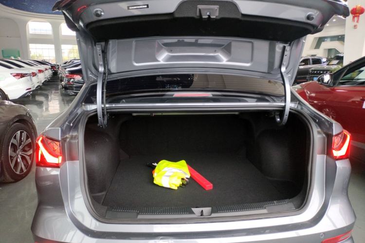 Used Roewe i5 2023 1.5L CVT Luxury Edition