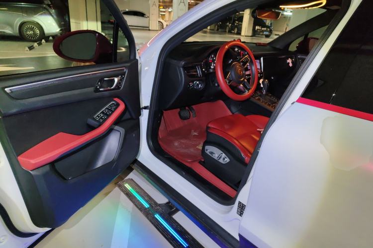 Used Porsche Macan 2021 Macan 2.0T