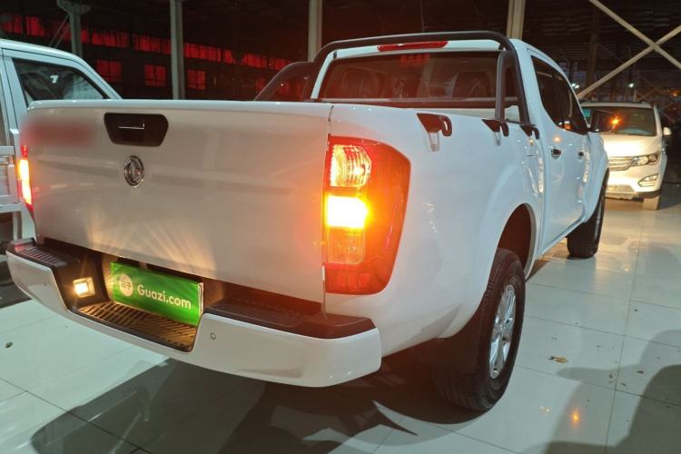 Used Dongfeng Ruichi 6 2023 Revised Version 2.3T Manual Two-Wheel Drive Diesel Standard Trim with Long Cargo Bed
