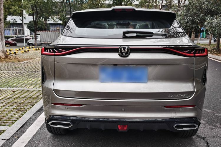 Used CHANGAN UNI-Z 2025 1.5T Luxury Version
