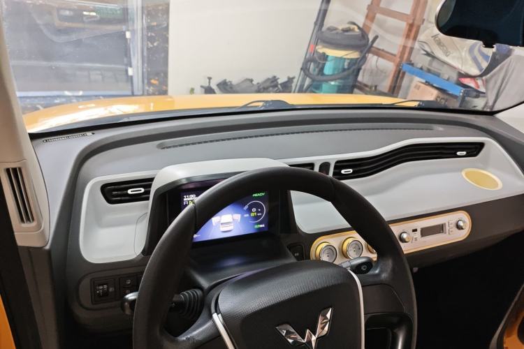 Used Wuling Hongguang MINIEV 2021 Macaron Premium Model – Lithium Iron Phosphate