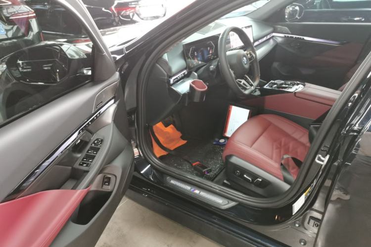 Used BMW i5 2025 eDrive 40L M Sport Package