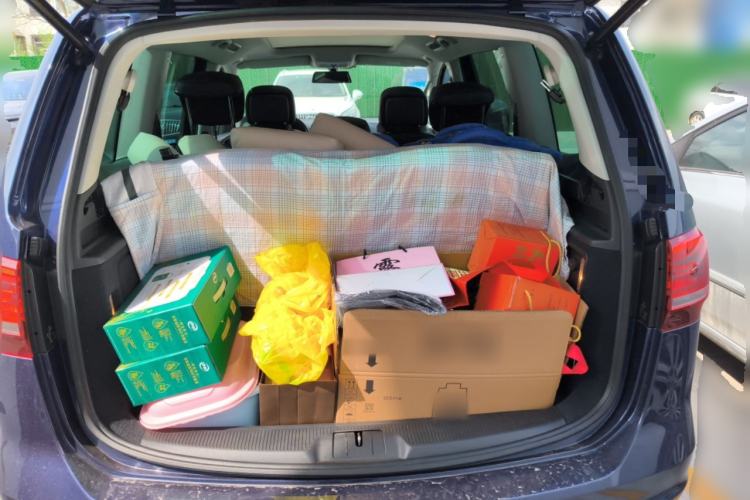 Used Volkswagen Sharan 2018 380TSI Comfort Edition 7-Seater Trunk