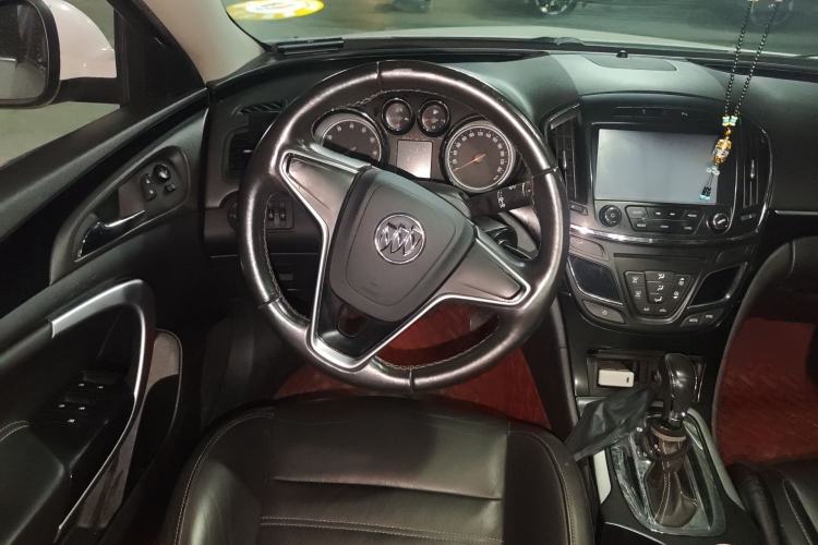 Used Buick Regal 2014 1.6T Fashionable Tech Edition Steering Wheel