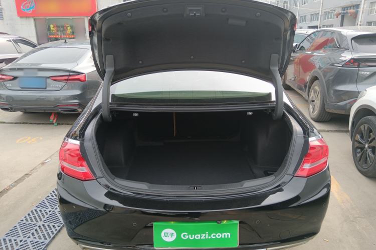 Used Buick LaCrosse 2018 28T Elite Edition Trunk