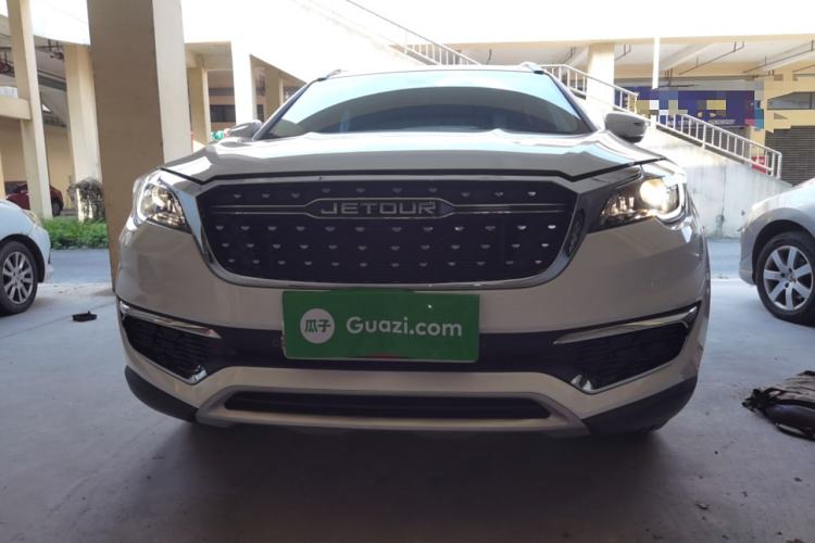 Used JETOUR X70 2024 1.5T DCT Enjoyment Edition 5 Seats
