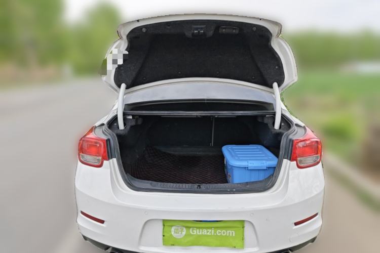 Used Chevrolet Malibu 2014 2.0L Automatic Luxury Edition Trunk