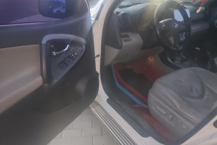 Used Toyota RAV4 2009 2.4L Automatic Luxury Edition