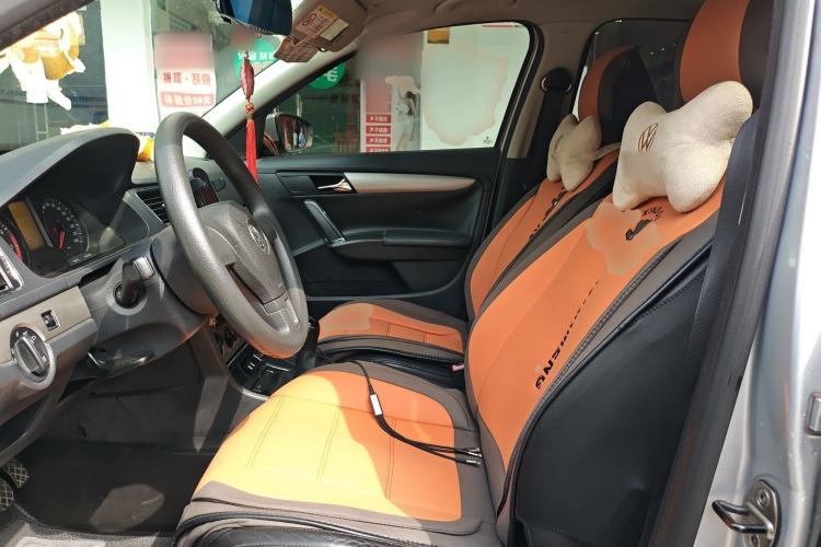 Used Volkswagen Lavida 2013 Restyled Classic 1.6L Manual Comfort Edition