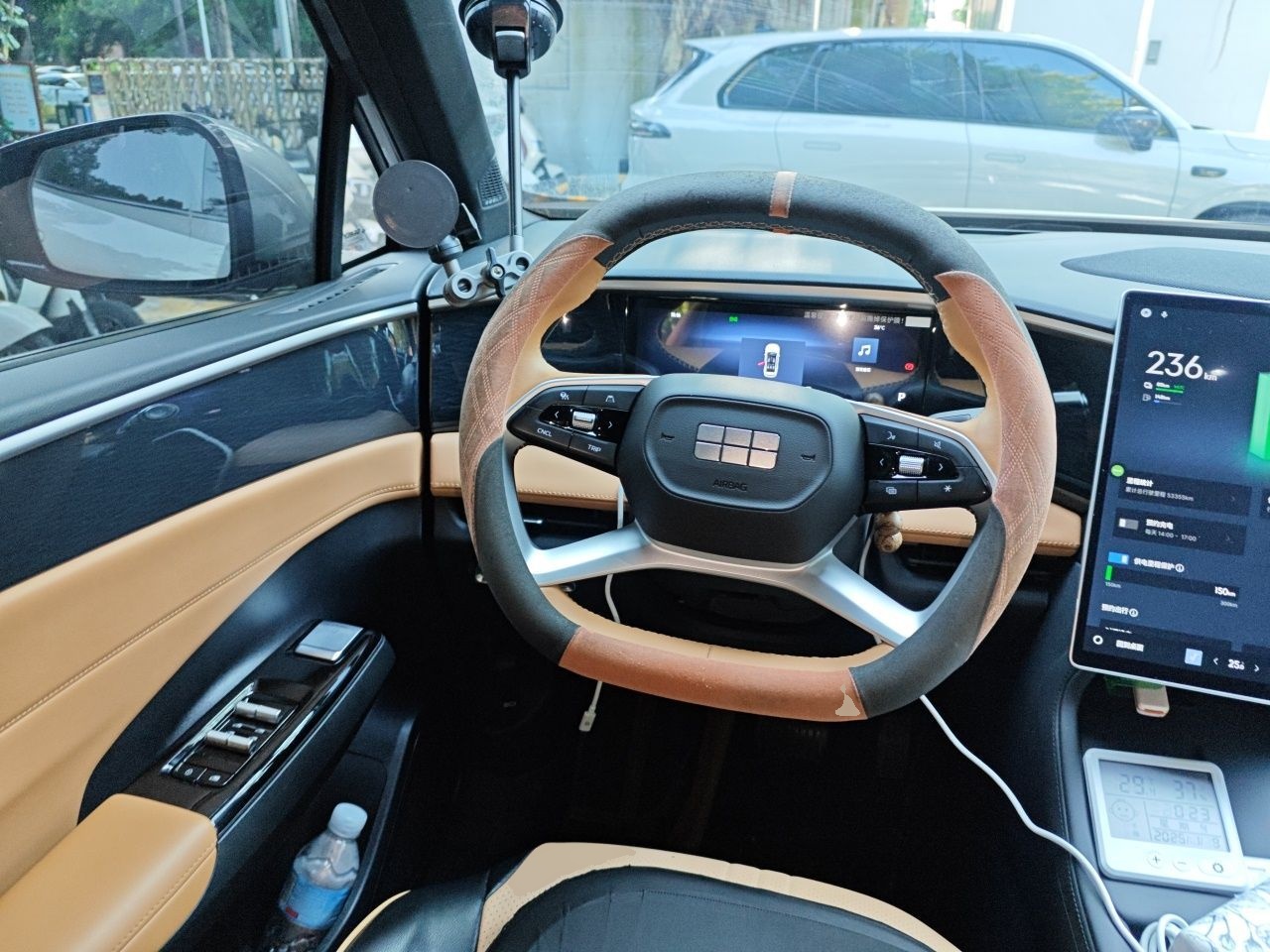Geely Galaxy L7 2024 1.5T 115 km PLUS Dragon Edition — снимка 9