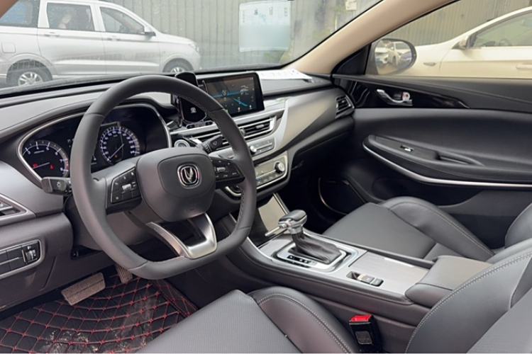 Used CHANGAN Ruicheng CC 2021 Blue Whale Edition 1.5T DCT Luxury Model