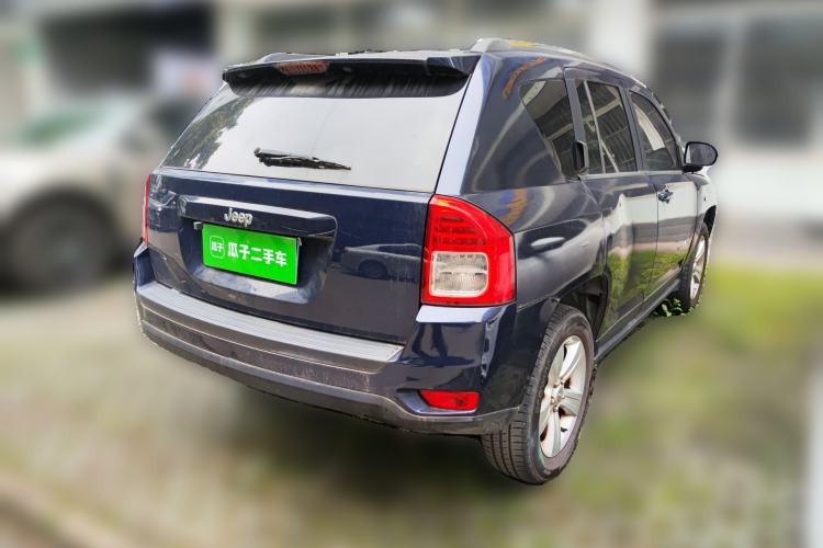 Used Jeep Compass 2012 2.4L four-wheel-drive sport version