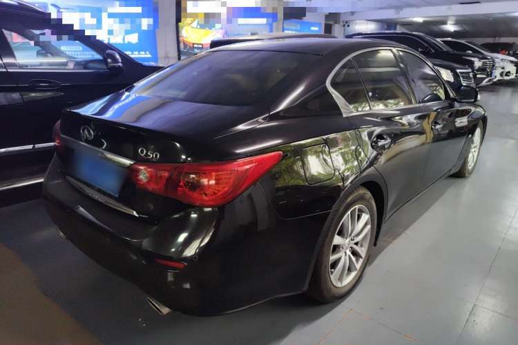 Used Infiniti Q50 2014 3.7L Comfort Edition Exterior 5