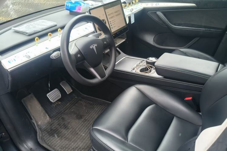 Used Tesla Model Y 2024 Rear-Wheel-Drive Version