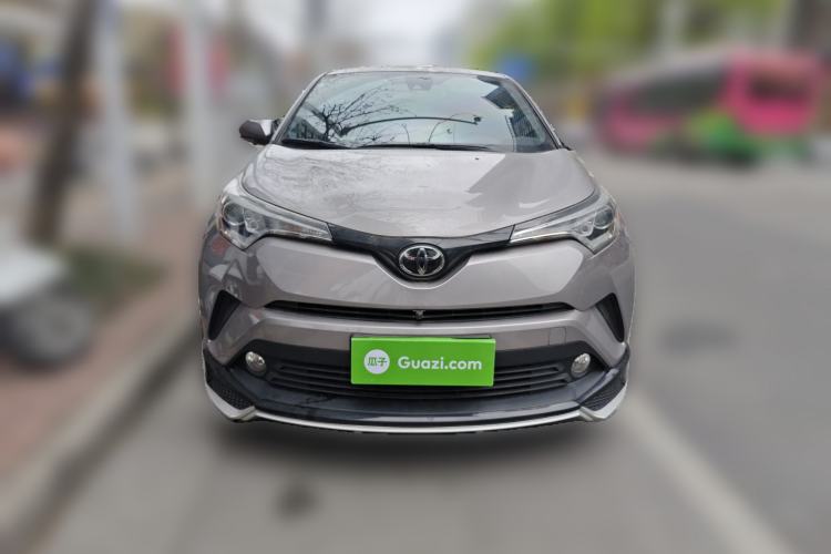 Used Toyota IZOA 2018 2.0L Yichi Version China VI Standard