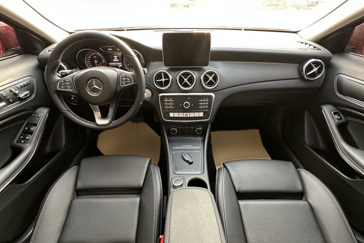 Used Mercedes-Benz GLA 2018 GLA 200 Fashion Model