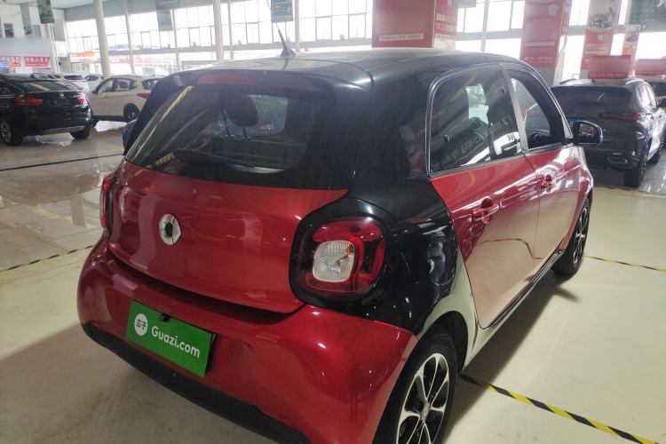 Used smart forfour 2016 1.0L 52 kW Passion Edition