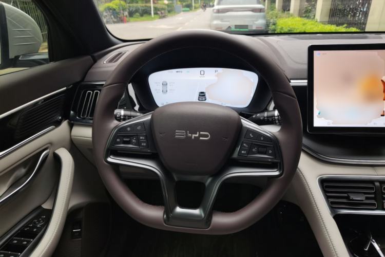 Used BYD Song PLUS New Energy 2025 EV 520km Luxury Version
