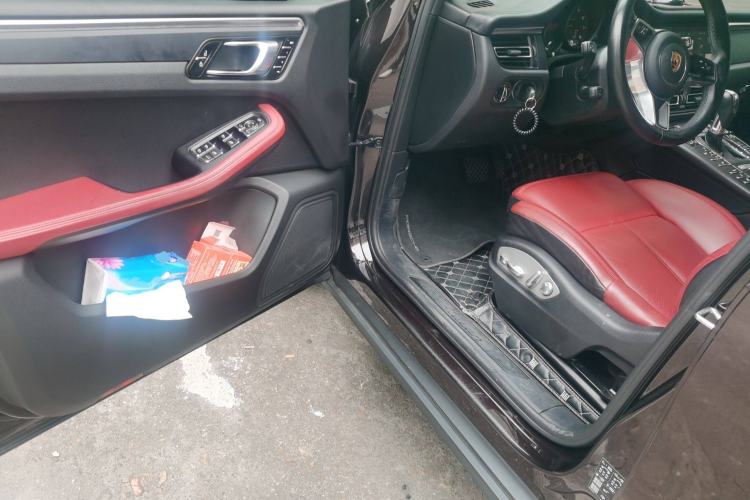 Used Porsche Macan 2018 Macan 2.0T Driver Seat