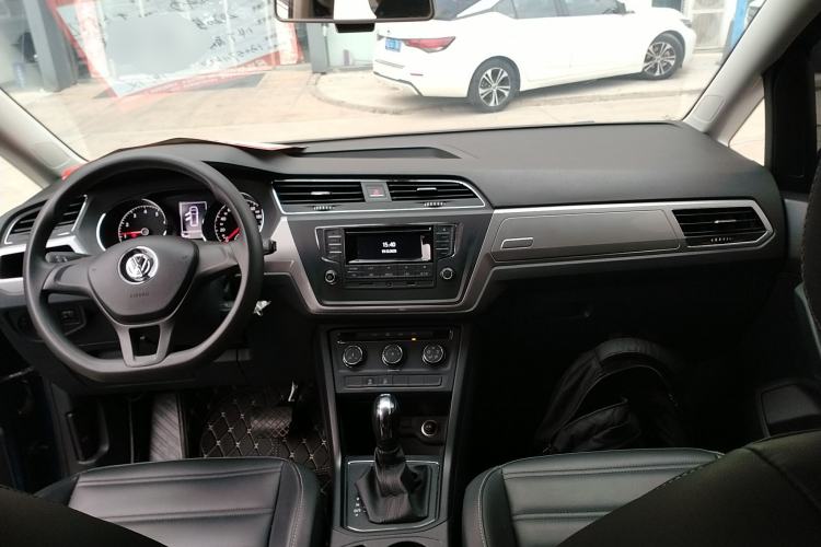 Used Volkswagen Touran 2018 Volkswagen Touran L 280TSI DSG Style Edition 7 Seats China VI Standard