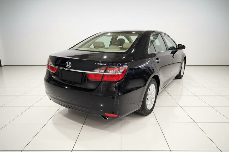 Used Toyota Camry 2015 2.0G Premier Edition Rear Right 45 Deg