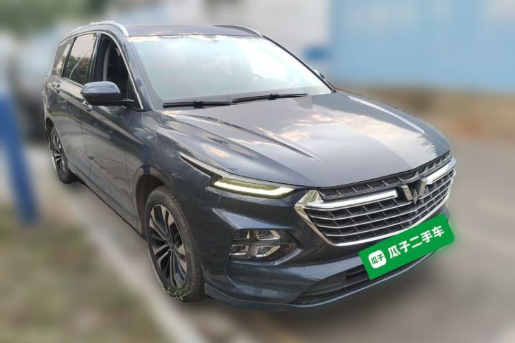 Used Wuling Victory 2020 1.5T CVT Flagship Edition Front Right 45 Deg
