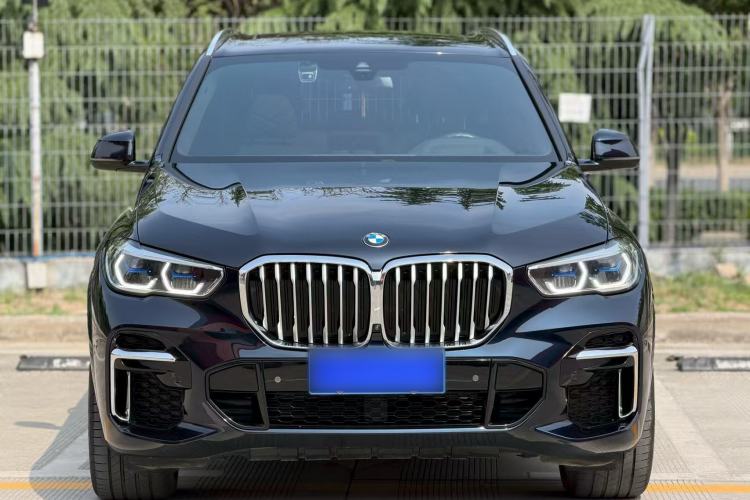 Used BMW X5 2022 Restyled xDrive 40Li M Sport Package Exterior 5