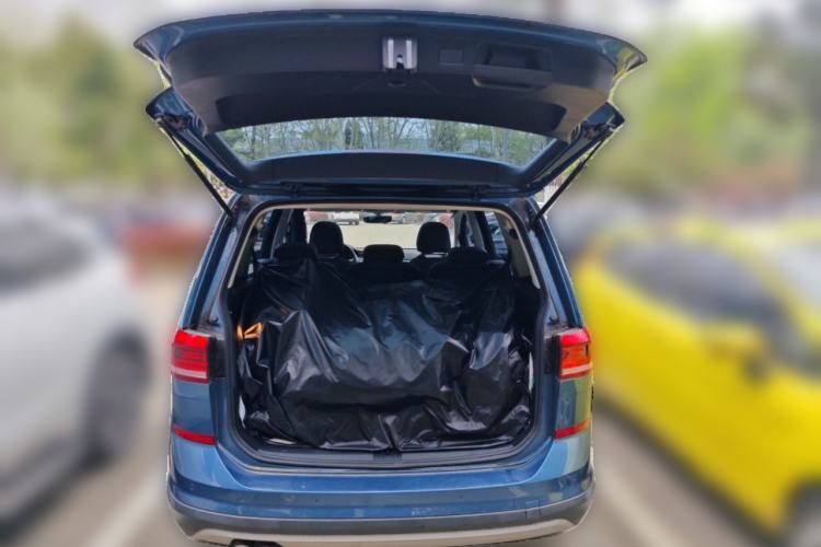 Used Volkswagen Touran 2021 Volkswagen Touran L 280TSI DSG Boundary Edition 7-Seater
